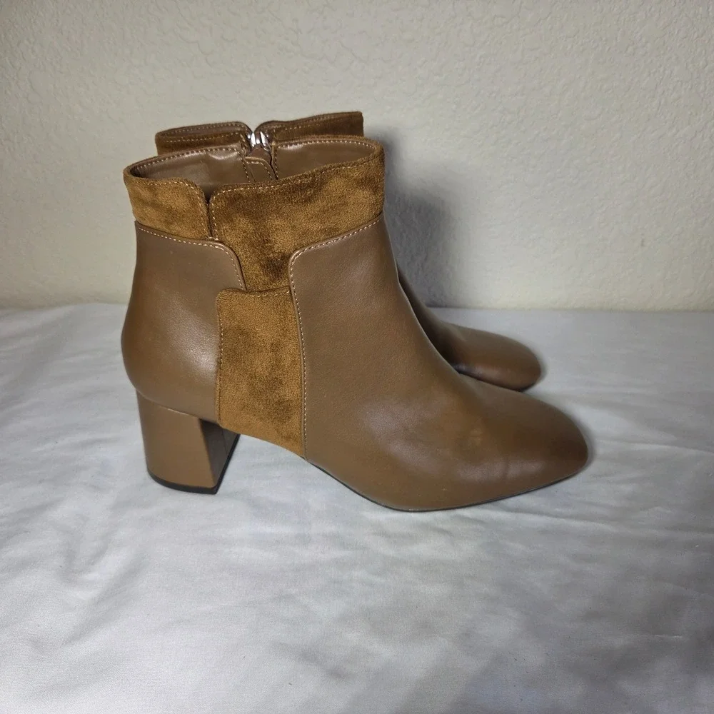 Bella Vita Womens Tan Brown Mixed Media Block Heel Ankle Boots Size 9.5 WW